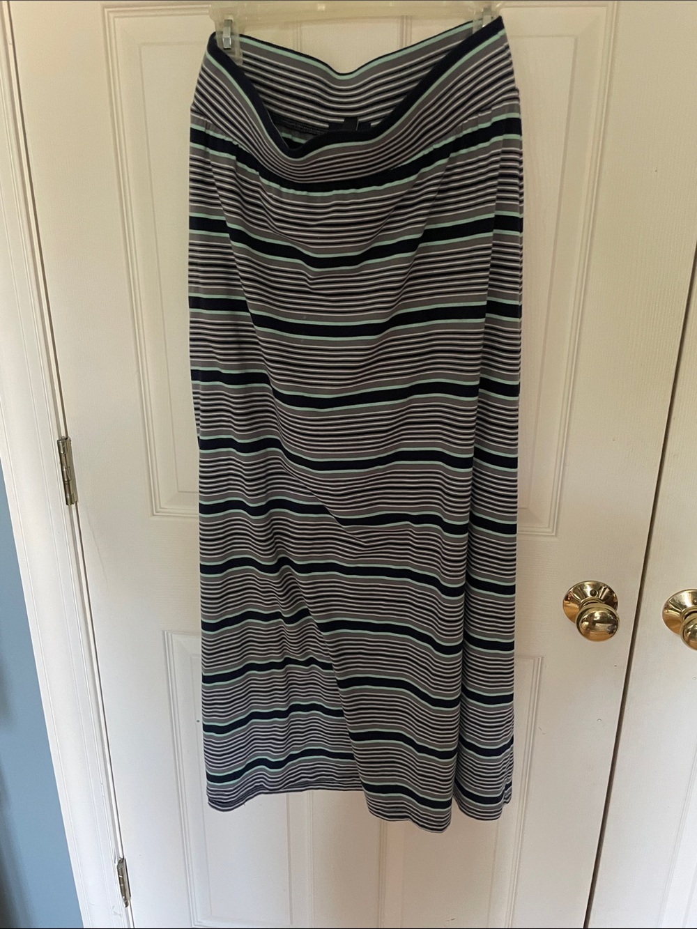 Gap Striped Midi Skirt in navy , Gray & Teal size small